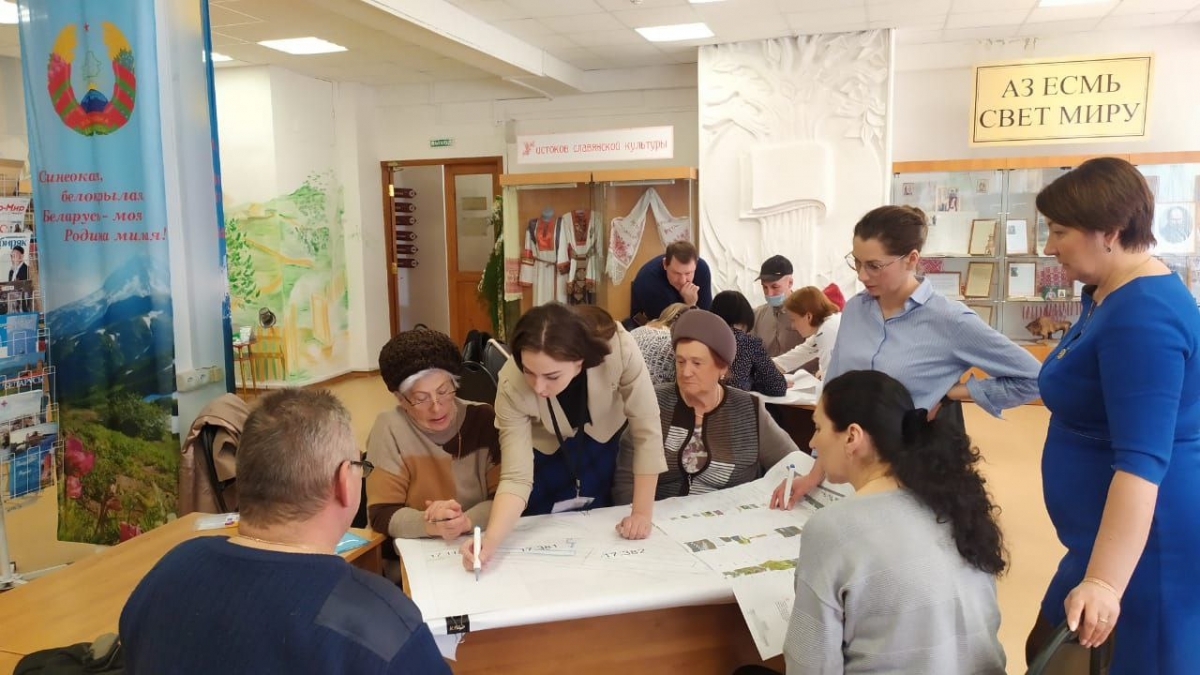Андрей Воровский встретился с горожанами для обсуждения проекта «1000 дворов»