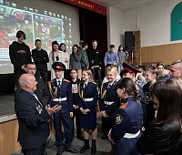 Экскурсию для школьников провели в воинской части при поддержке Городской Думы