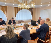 Круглый стол на тему экономического развития регионов состоялся с участием депутатов