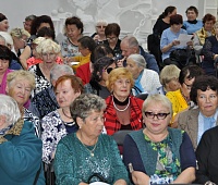 «60+»: традиционная встреча депутатов Городской Думы с представителями старшего поколения состоялась в краевой библиотеке
