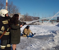 Вой сирен и защитные шлемы – школьникам Петропавловска рассказали о работе пожарно-спасательной части