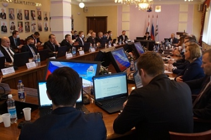 Депутаты Петропавловска проголосовали за сохранение льготных студенческих проездных