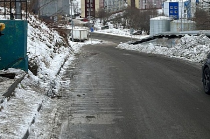 Борис Лесков: гололёд на дорогах должен своевременно обрабатываться