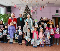 Праздники для детей организовали городские депутаты