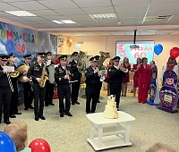 Депутаты поздравили с юбилеем коллектив детского сада №40