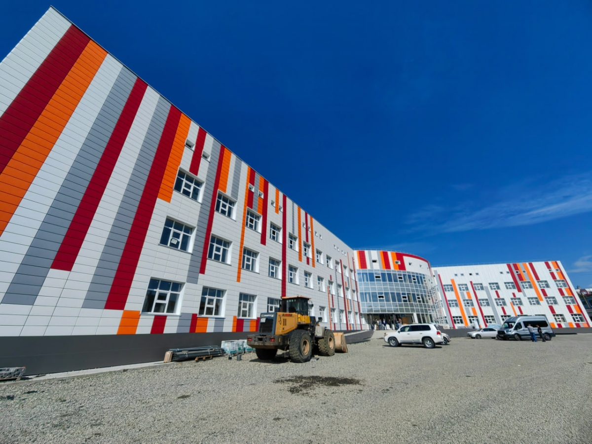 Работы по строительству нового корпуса Средней школы №40 проверила комиссия