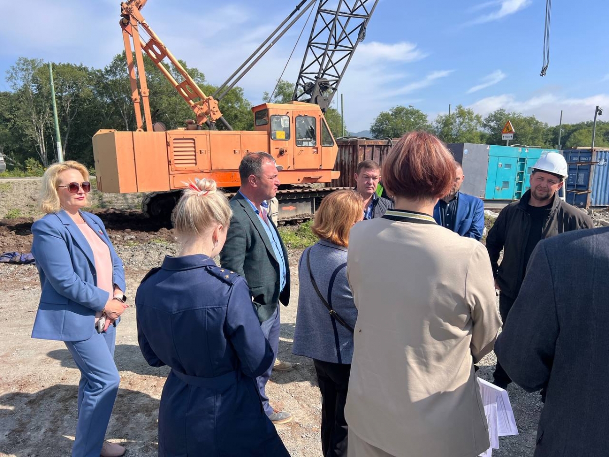 Состоялась проверка строящейся дороги на Халактырский пляж