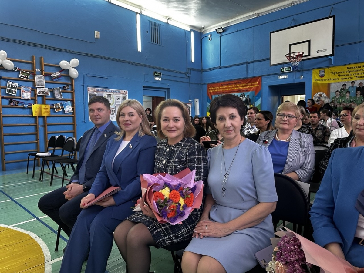 75 лет исполнилось Средней школе №15