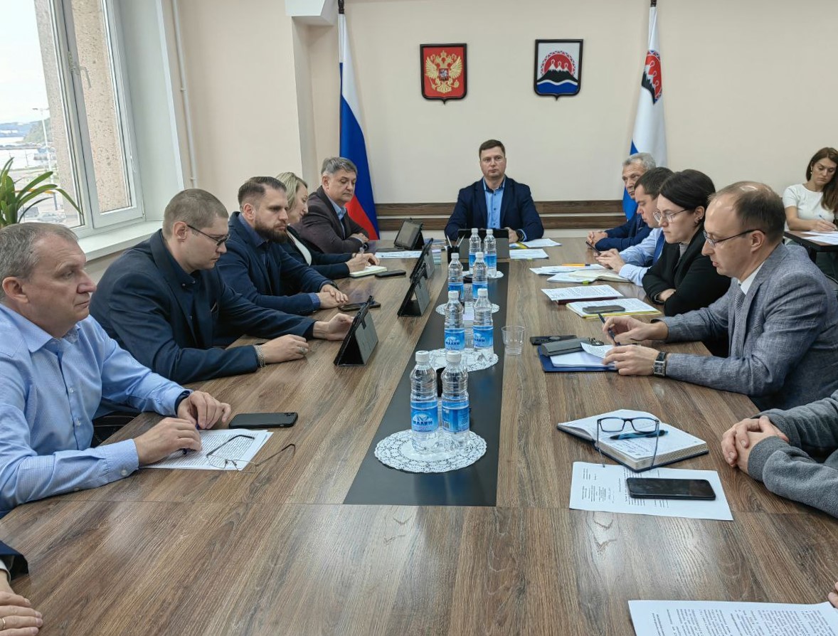 Важные вопросы сферы ЖКХ обсудили депутаты