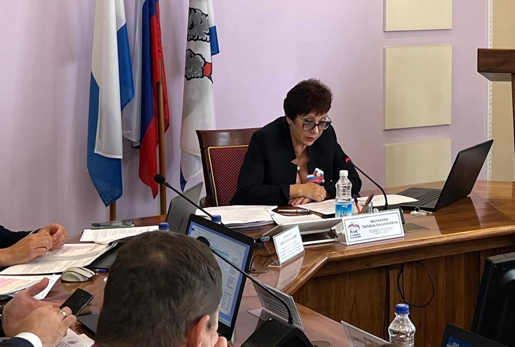 Галина Монахова представила отчёт о деятельности Городской Думы  за 2021 год 