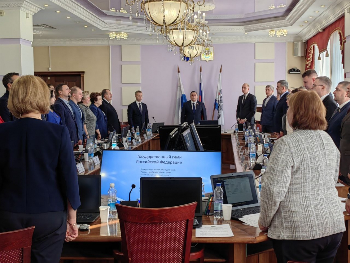 Бюджет, соцподдержка, наказы избирателей – важные решения приняли депутаты Петропавловска