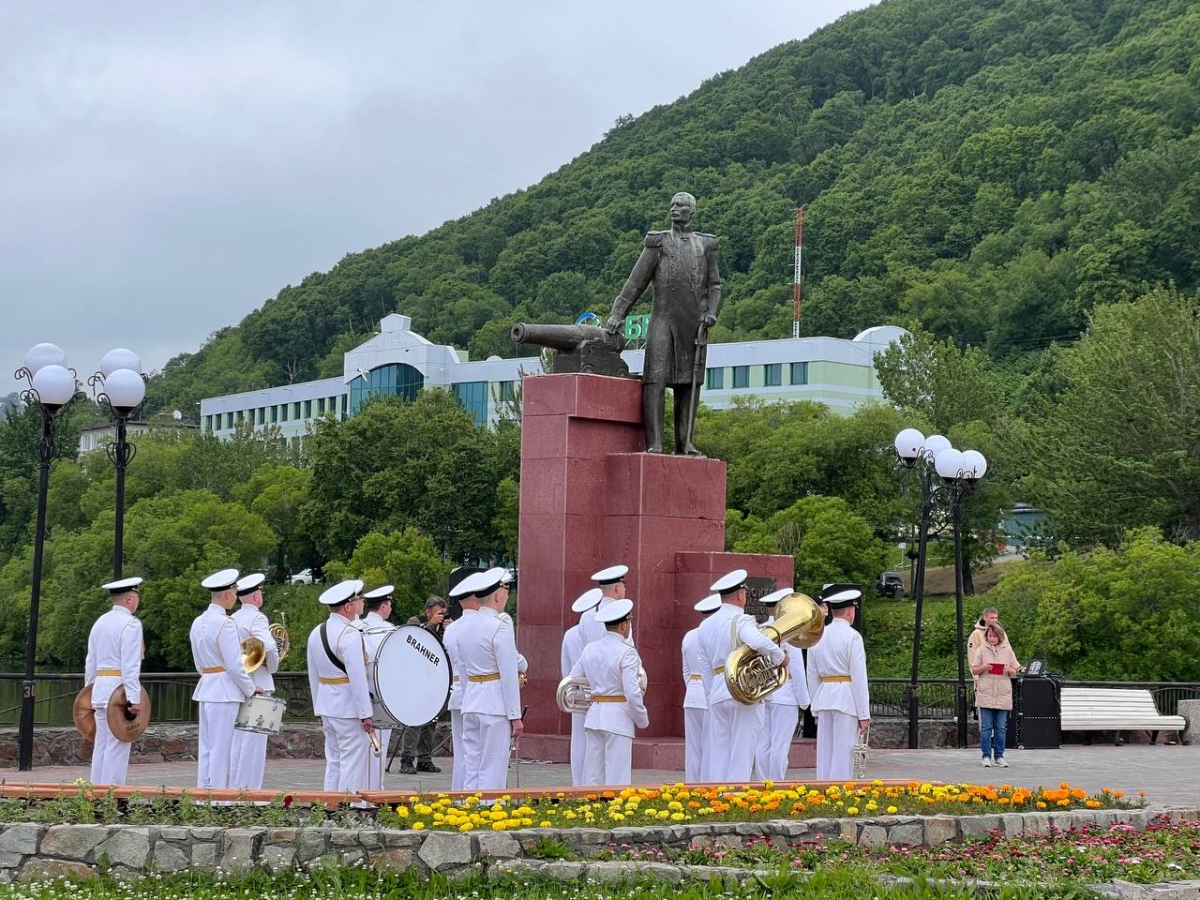 День рождения первого военного губернатора Камчатки отметили в Петропавловске