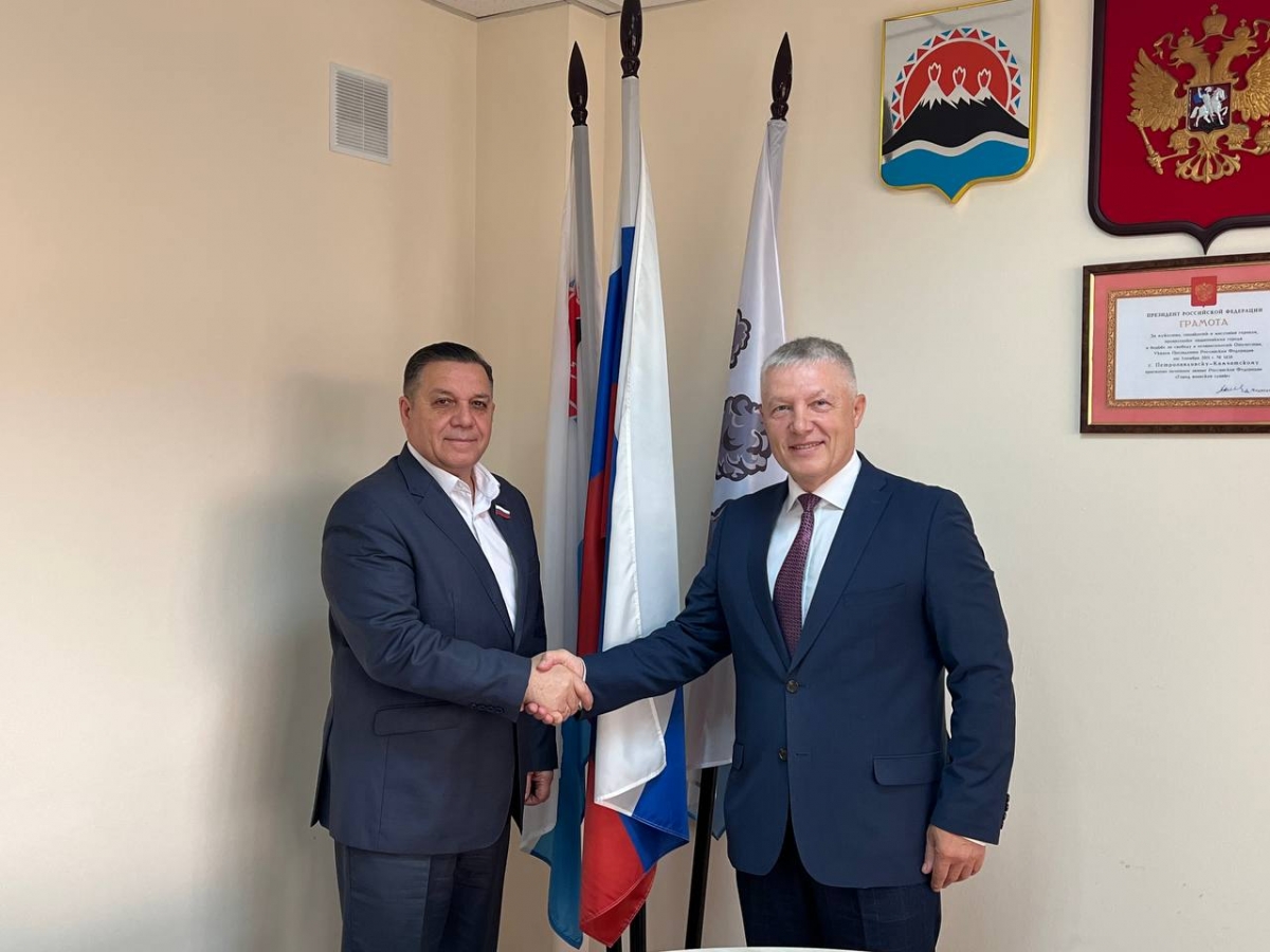 Перспективы взаимодействия с МИД России обсудили в Городской Думе