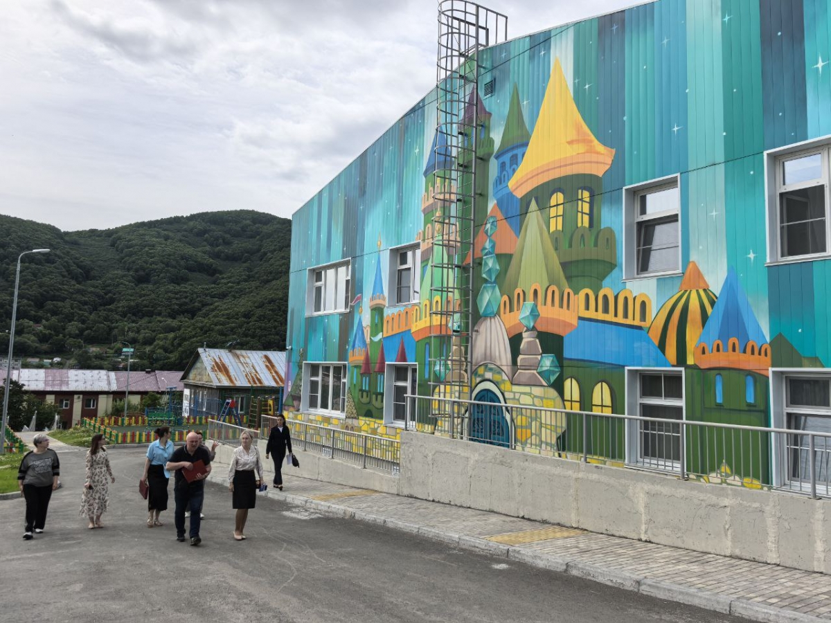 Депутаты Городской Думы принимают участие в приемке готовности образовательных организаций к новому учебному году