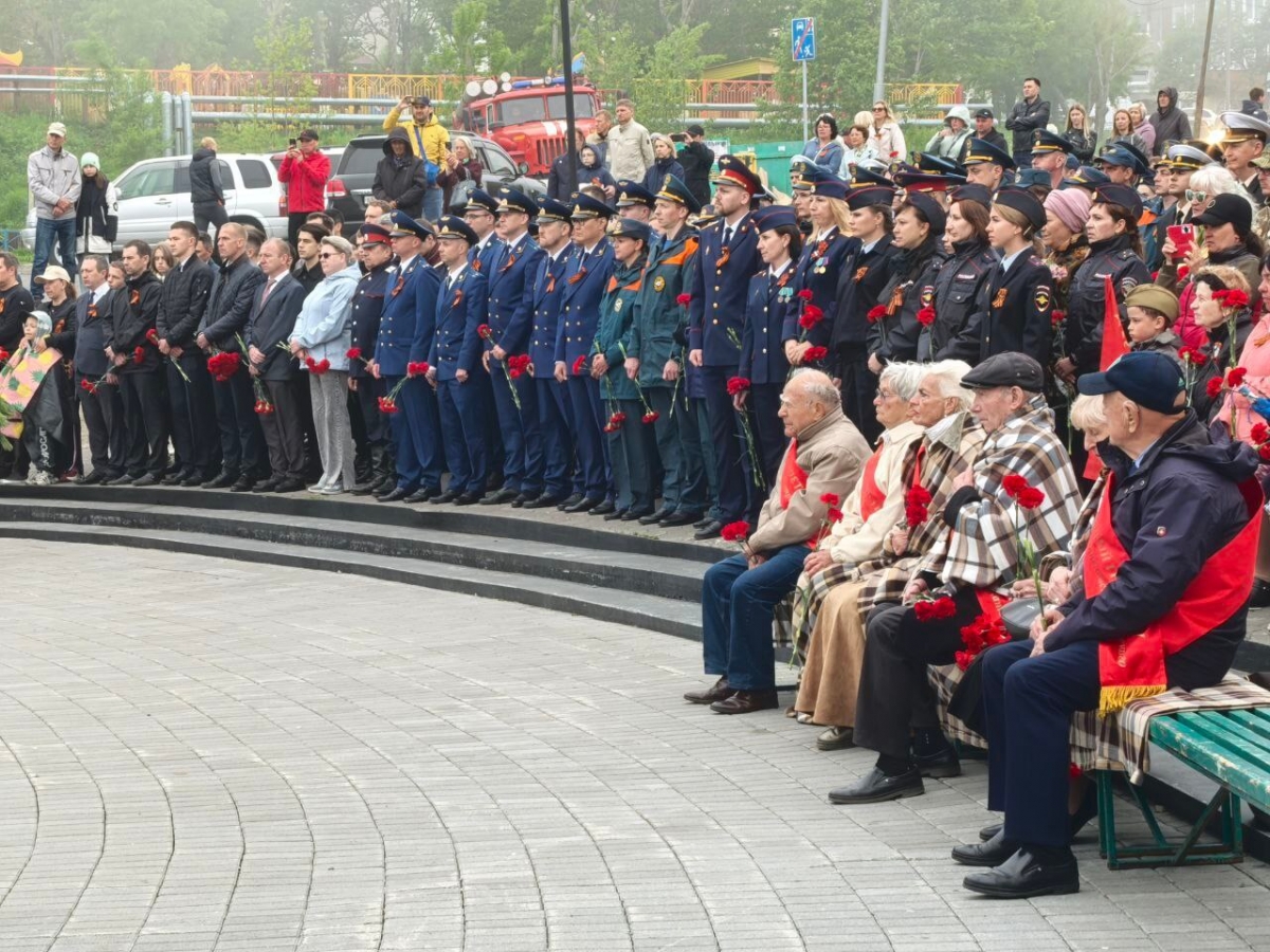 Депутаты и председатель Городской Думы Петропавловска-Камчатского прняли участие в мероприятиях, посвященных Дню памяти и скорби