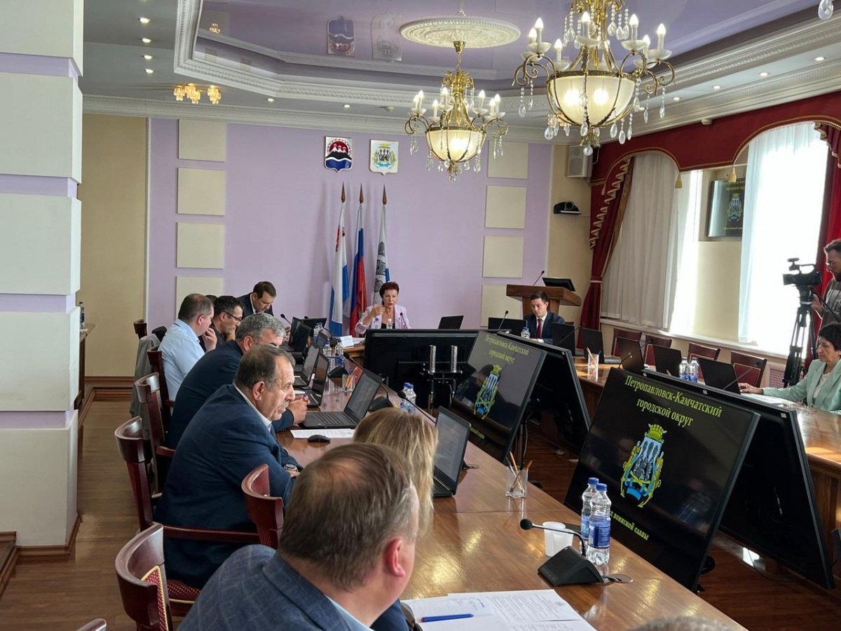 Безопасность детей в центре внимания: депутатский час состоялся  в Городской Думе