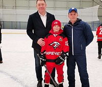 Турнир по хоккею среди школьных команд состоялся в краевой столице