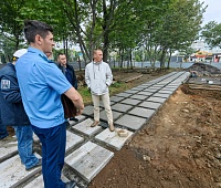 Комиссия проверила работы в сквере Строителей
