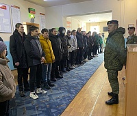 Для школьников Петропавловска провели экскурсию по воинской  части  № 10103