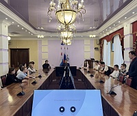 В Городской Думе прошла очередная экскурсия для школьников Петропавловска   