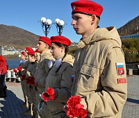 Жители Петропавловска почтили память погибших моряков и рыбаков