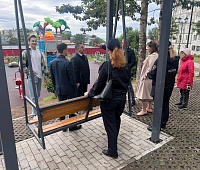 «Патруль безопасности» проверил детские площадки и подходы к социальным учреждениям