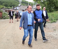 Депутаты проверили ход благоустройства улиц Пономарёва и Павлова