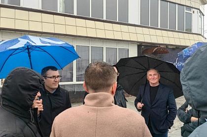 Депутаты проверили ход работ в сквере на ул. Войцешека
