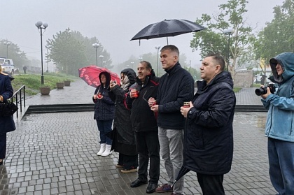 Депутаты и председатель Городской Думы Петропавловска приняли участие во всероссийской акции «Минута Молчания»
