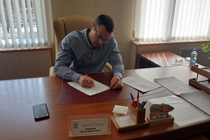 Денис Воронов провёл личный приём граждан в Петропавловске