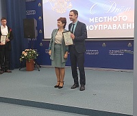 Сотрудников муниципалитета поздравили с Днём местного самоуправления в Петропавловске