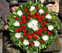 Жители Петропавловска почтили память погибших моряков и рыбаков