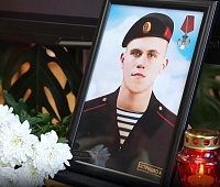 Парту героя открыли в школе № 41 Петропавловска-Камчатского