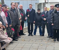 Память Михаила Стукалина увековечили в Петропавловске-Камчатском