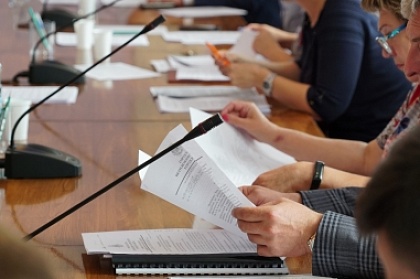 Самые острые вопросы, волнующие горожан, депутаты ГорДумы обсудили на Комитете по ЖКХ