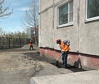 «Единая Россия» взяла под особый контроль монтаж нового фасада крупнейшей школы Петропавловска