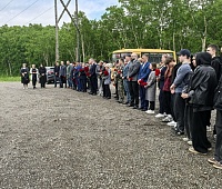 Представители власти и общественности Камчатки почтили память Героя России Александра Попова