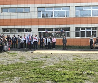 Депутаты Городской Думы поздравили школьников и учителей с Днём знаний