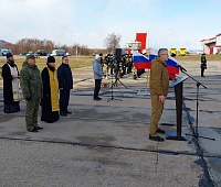 Защитников Родины торжественно провожают на Камчатке