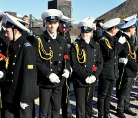 Жители Петропавловска почтили память погибших моряков и рыбаков