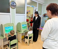 Галина Монахова проверила, как реализованы наказы избирателей в детском саду «Жемчужинка»