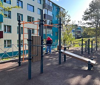 Детская и спортивная площадки построены на улице Автомобилистов