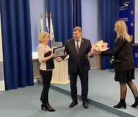 Сотрудников муниципалитета поздравили с Днём местного самоуправления в Петропавловске