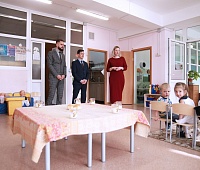 Депутаты проверили исполнение наказов в учреждениях микрорайона Горизонт