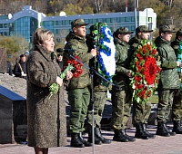 Жители Петропавловска почтили память погибших моряков и рыбаков