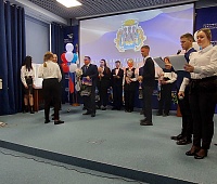 Юным горожанам вручили паспорта в День города