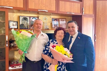 60-летие со дня свадьбы отпраздновала семья Никодименко