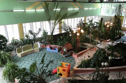 При финансовой поддержке городских депутатов 7-го избирательного округа в детском саду «Лесная сказка» отремонтирован зимний сад