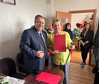 Депутаты поздравили медработников с профессиональным праздником