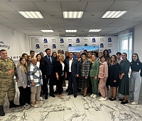 Депутаты приняли участие в акции в поддержку жителей Курской области